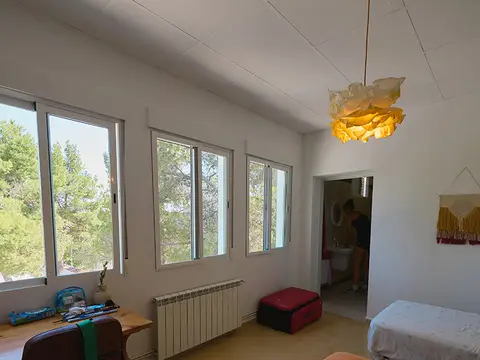 dormitorio con camas individuales