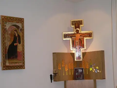 habitación de la hospedería del convento, vista desde el pasillo