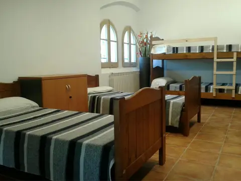 habitación (camas y literas)
