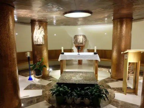 iglesia (cripta)
