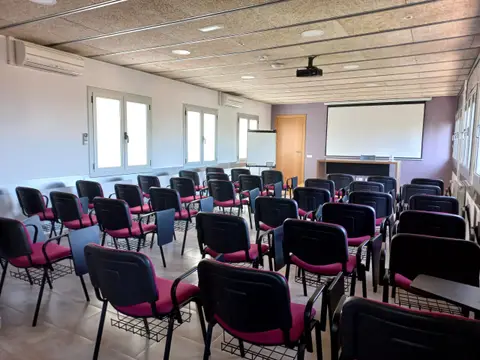 zona común (salón de actos)