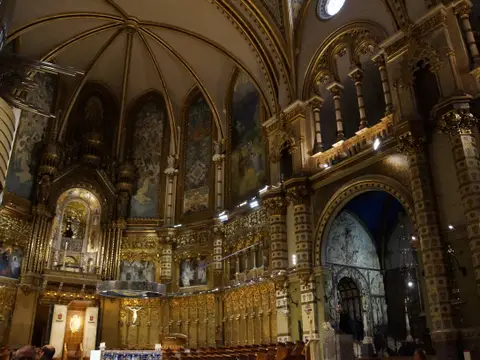 iglesia (basílica, interior)