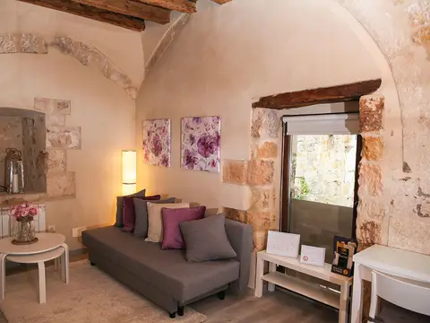 sala de estar de un apartamento pequeño