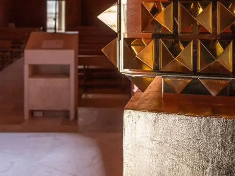 sagrario dorado y coro alto de la capilla del seminario