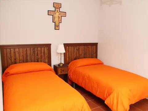 habitacion con dos camas