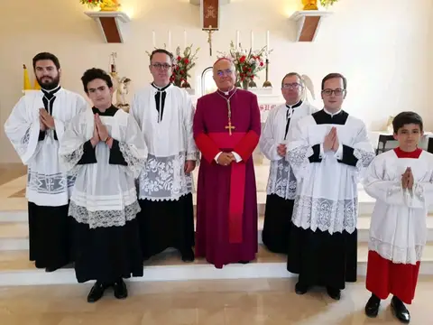 altar de la nueva iglesia
