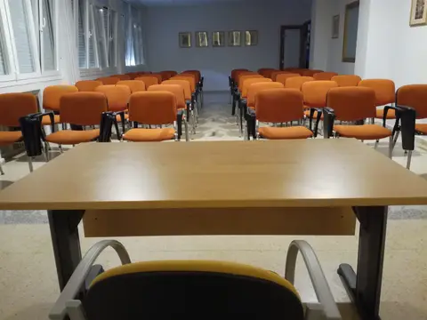 sala de conferencias de la residencia