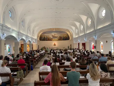 nave de la capilla del Seminario durante un retiro