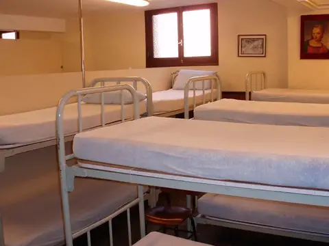 dormitorio corrido de literas