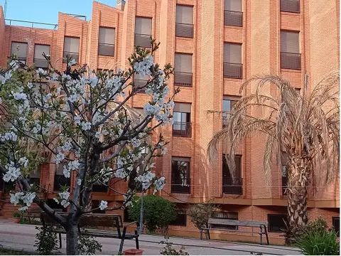 la casa, segunda foto de la misma página