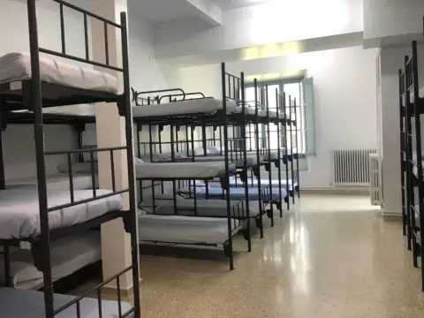 habitacion (albergue, literas)