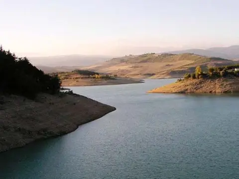 entorno (embalse de Alloz)