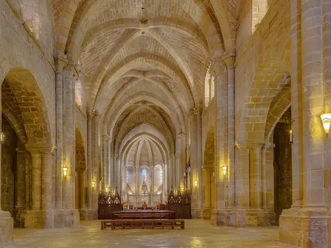 iglesia (nave interior)