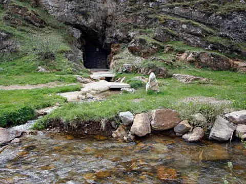 la abadia en su valle