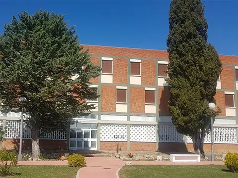 fachada de la casa de espiritualidad