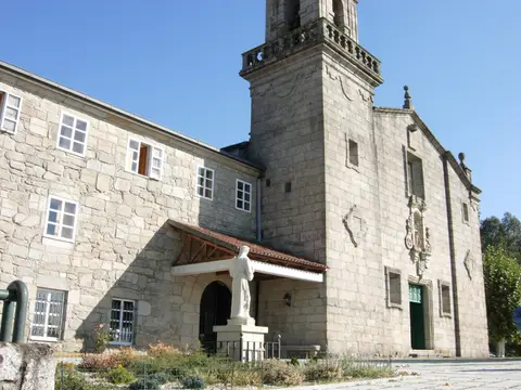 fachada (entrada)