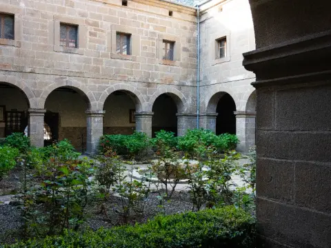 claustro