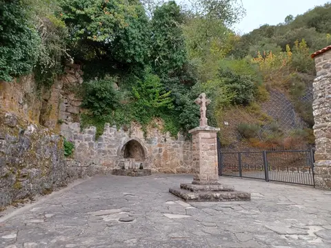 entorno (fuente y crucero)