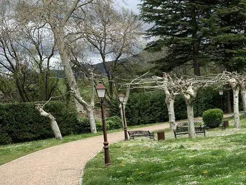 los jardines y paseos de la finca