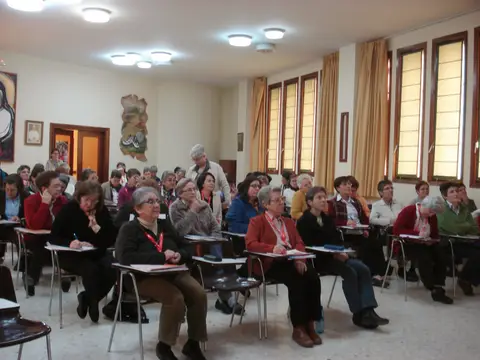 sala de reuniones de la casa