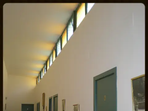 pasillo de habitaciones