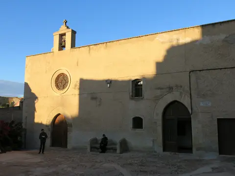 iglesia de la Mare de Déu de les Neus y convento