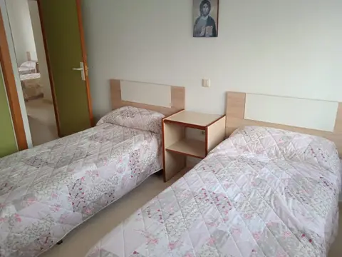 habitación doble con dos camas